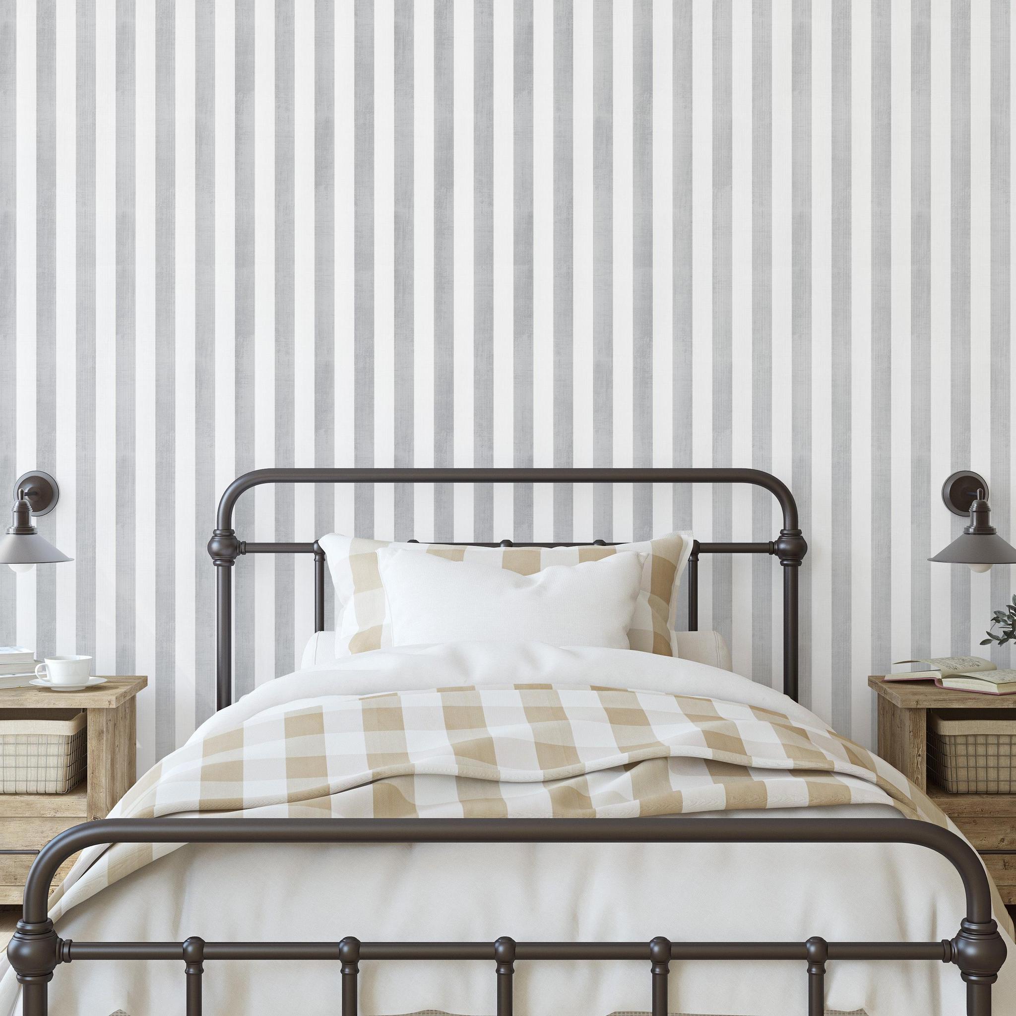 Gabbandra Stripes Wallpaper
