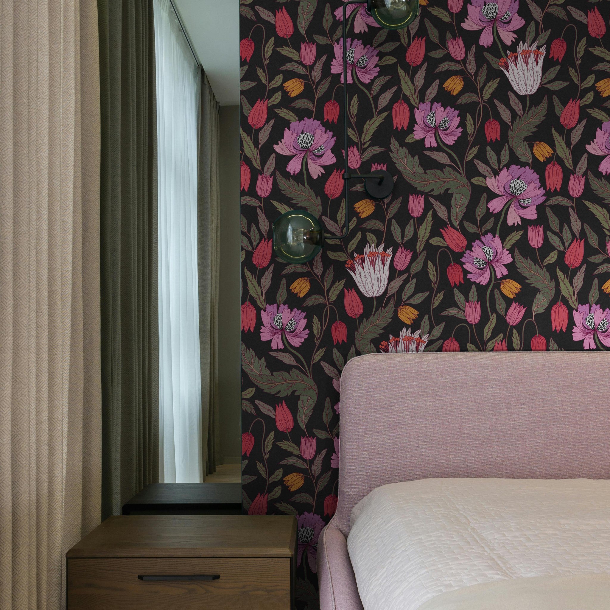 Ivy Wallpaper - 6 FT H X 7.9 FT W LUXE