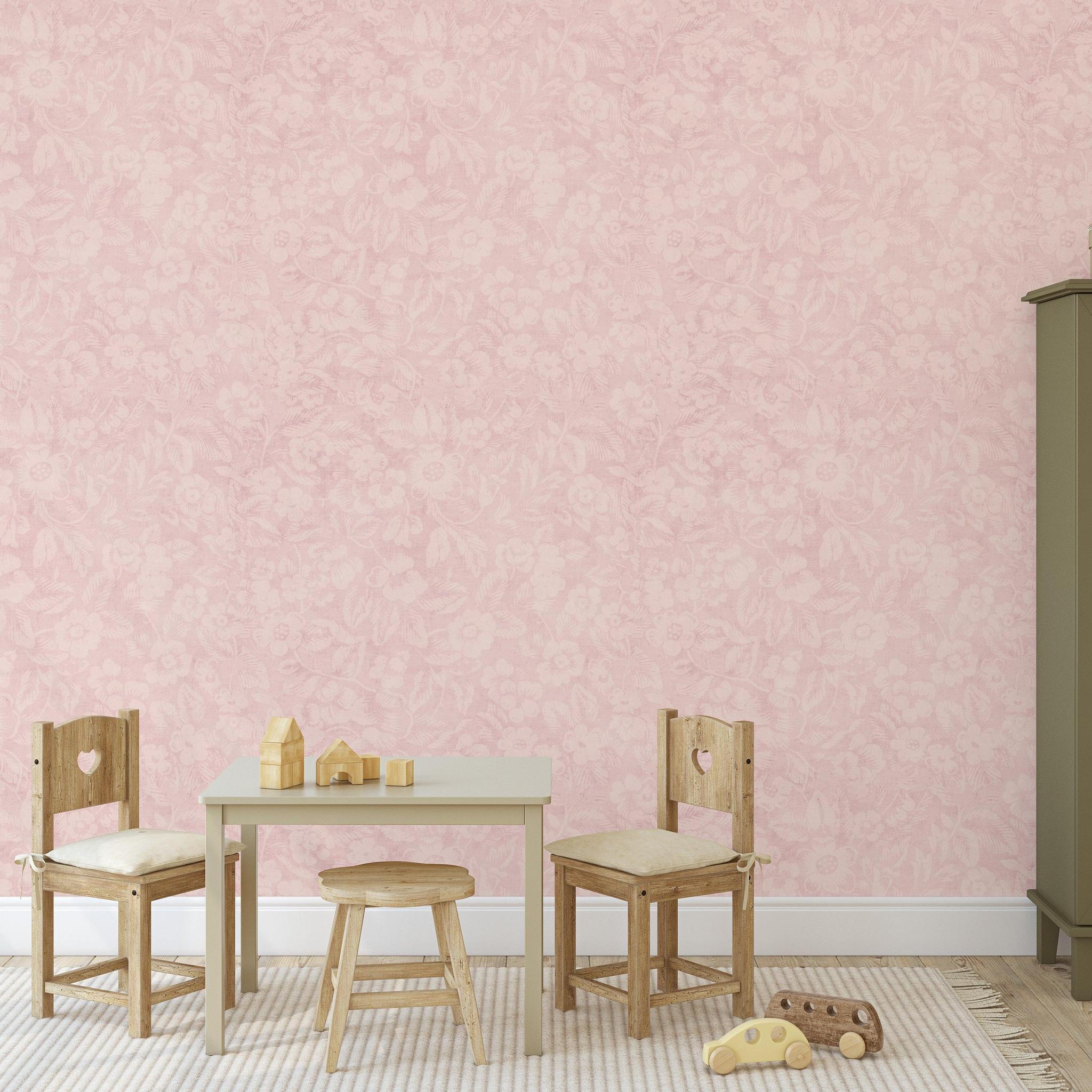Charlotte's Chantilly Wallpaper
